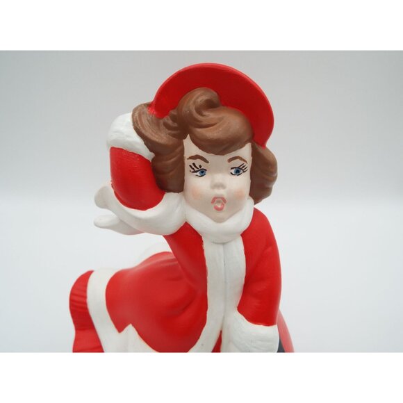 Vintage Atlantic Mold 8.5" Hand Painted Ceramic Lady Christmas Caroler Figurine - Picture 7 of 11